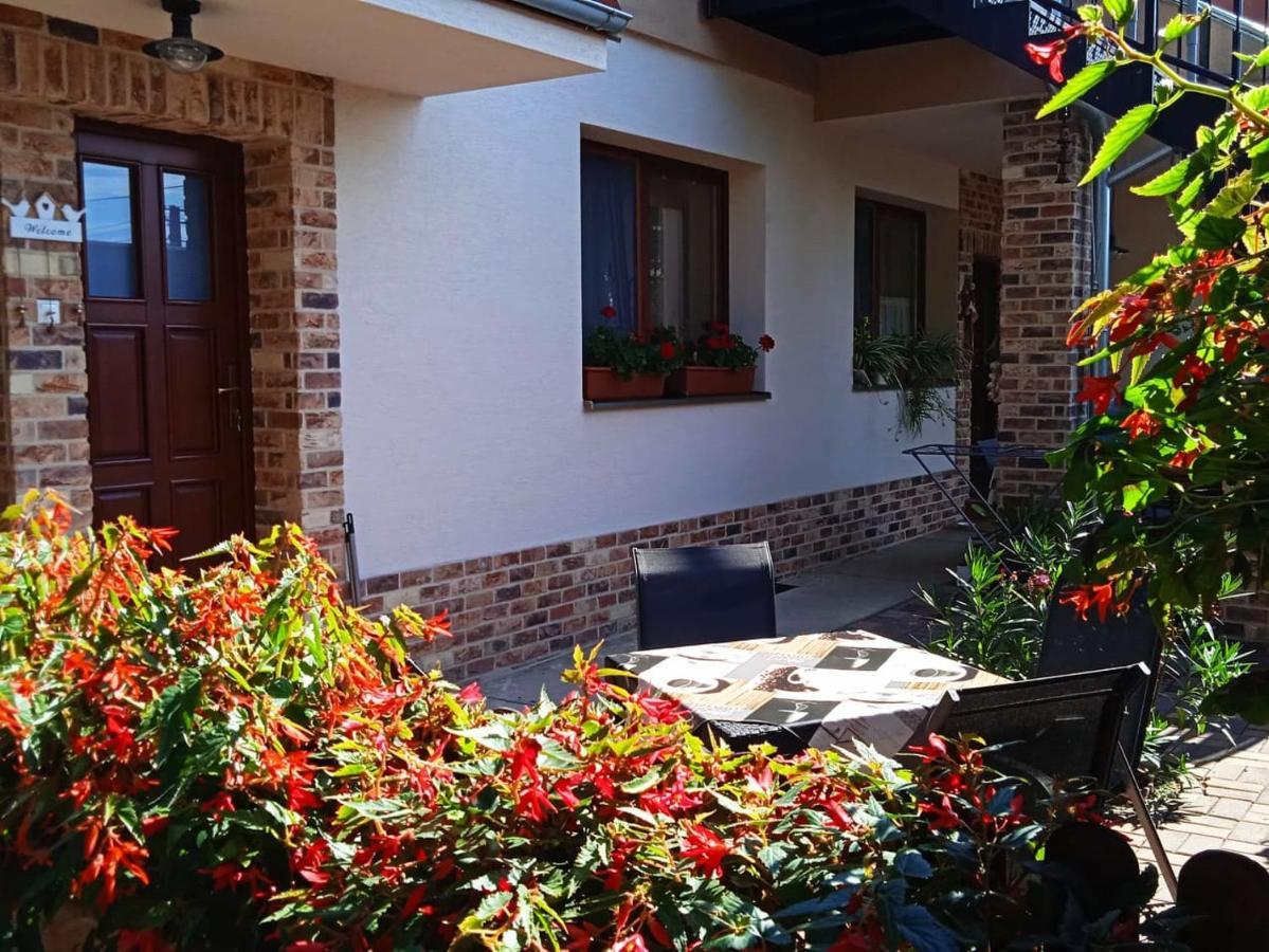 Apartman Rozsika Veľký Meder Exterior foto